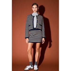 English Factory Knit Stretch Navy‎ Blue & Cream Striped Mini Skirt Size Large